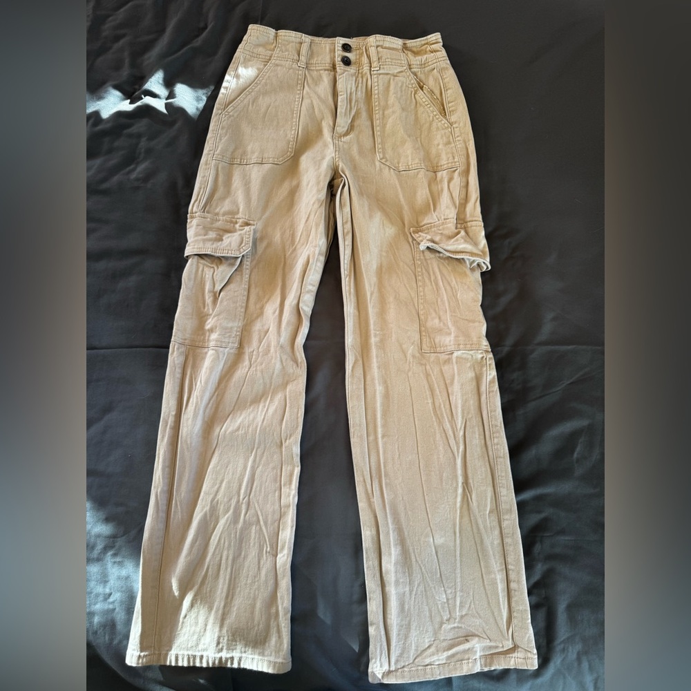 Celebrity Pink Men's Beige Cargo Pants